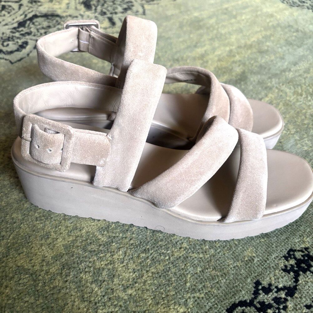 VINCE Skylar Suede leather Strappy Slingback Wedge Sandals Dune 9 M Beach Chic